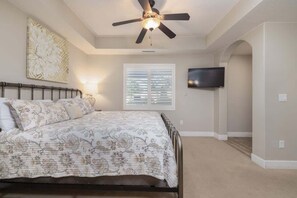 4 bedrooms, iron/ironing board, WiFi (free), bed sheets - Estancia Pool Resort #W105 | Poolside View (Saint George)
