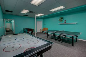 Games room - Sports Village Resort #G8 | All Amenities Included (Saint George)