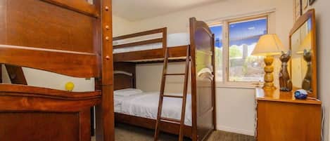 3 chambres, Wi-Fi gratuit, draps fournis