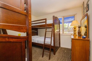 3 chambres, Wi-Fi gratuit, draps fournis
