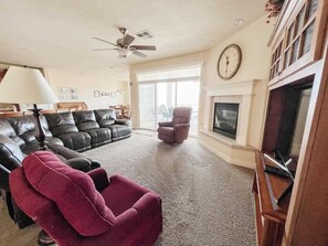 Unclassified image, 4 of 44, button - Las Palmas Resort #805 | All-Inclusive Amenities (Saint George)