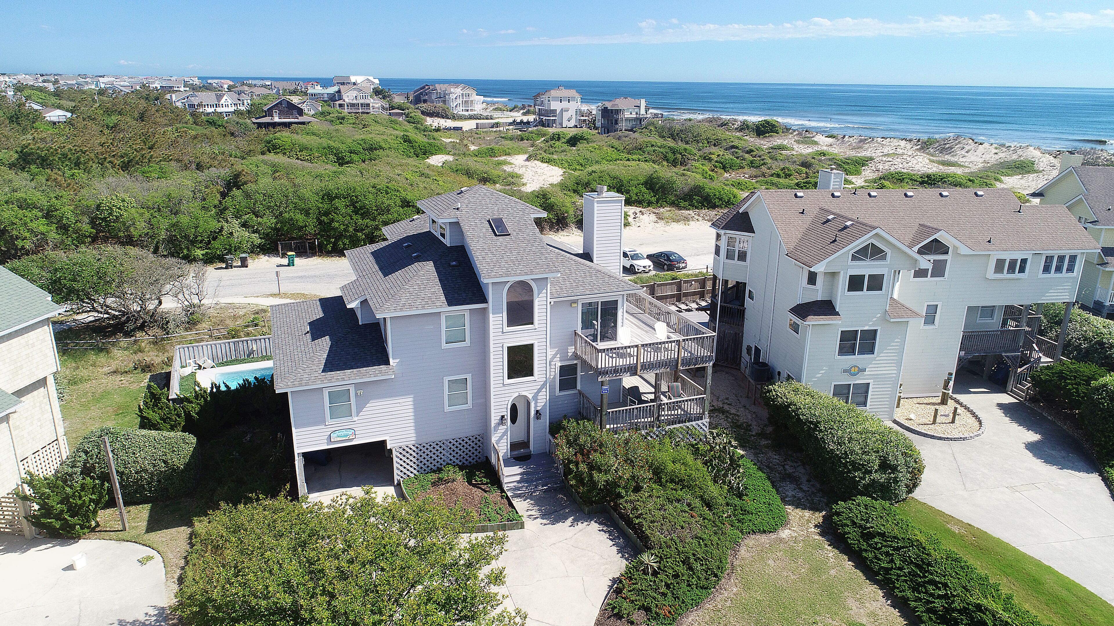 110, The Salty Malt's Beach House- Oceanside, Private Pool, Hot Tub, Close to Beach