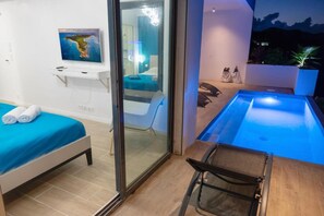 2 bedrooms, in-room safe, iron/ironing board, free WiFi