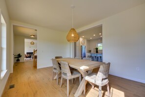 Dining - Timeless Hillsville Farmhouse: Blue Ridge Parkway! (Hillsville)