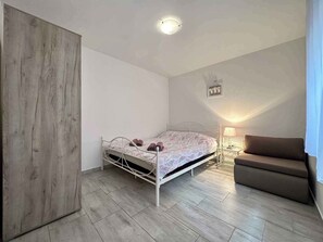 2 Schlafzimmer, WLAN