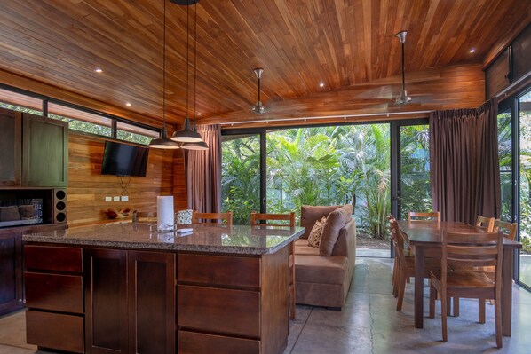 Interior - VILLAS NIMBU/CEIBA Nosara - very mature jungle garden (Nosara)