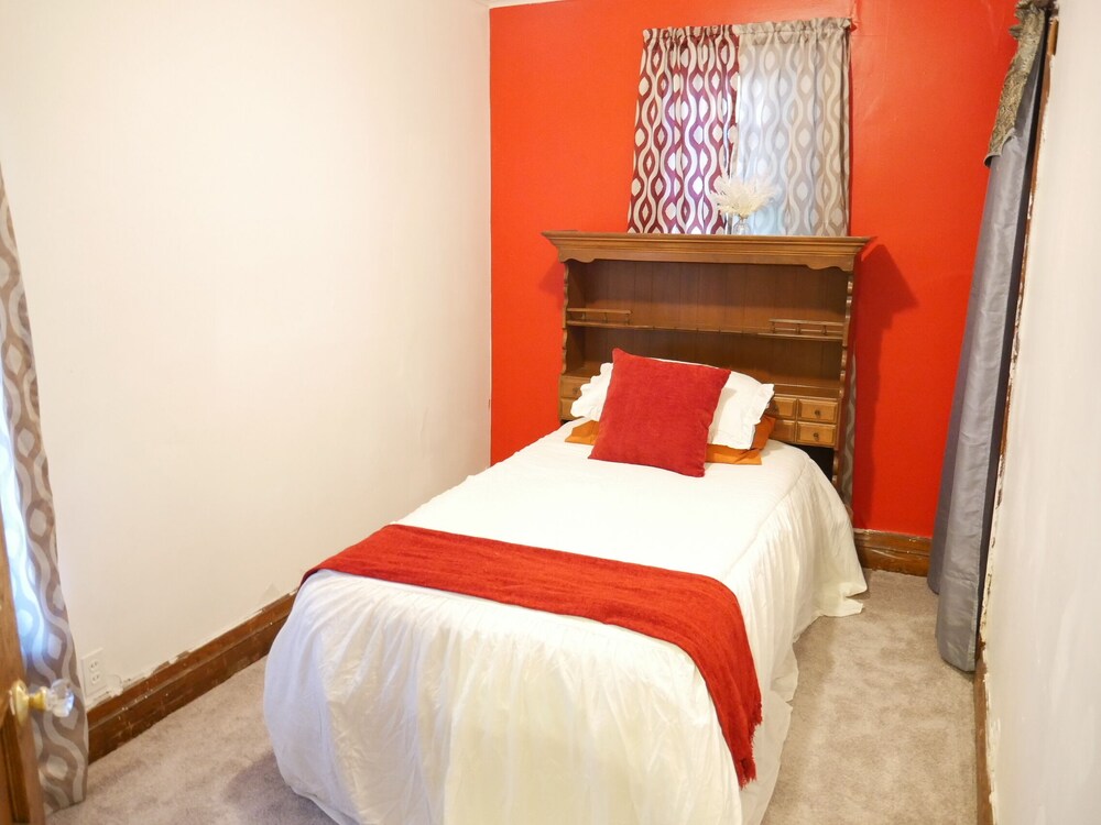 The Irie Magnolia in Rochester's 19th Ward Rochester Vrbo