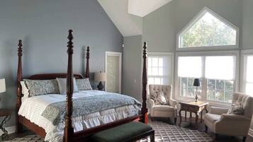 7 bedrooms, iron/ironing board, travel crib, WiFi