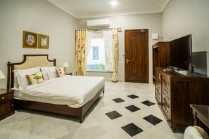 5 chambres, fer et planche à repasser, accès au Wi-Fi (inclus)