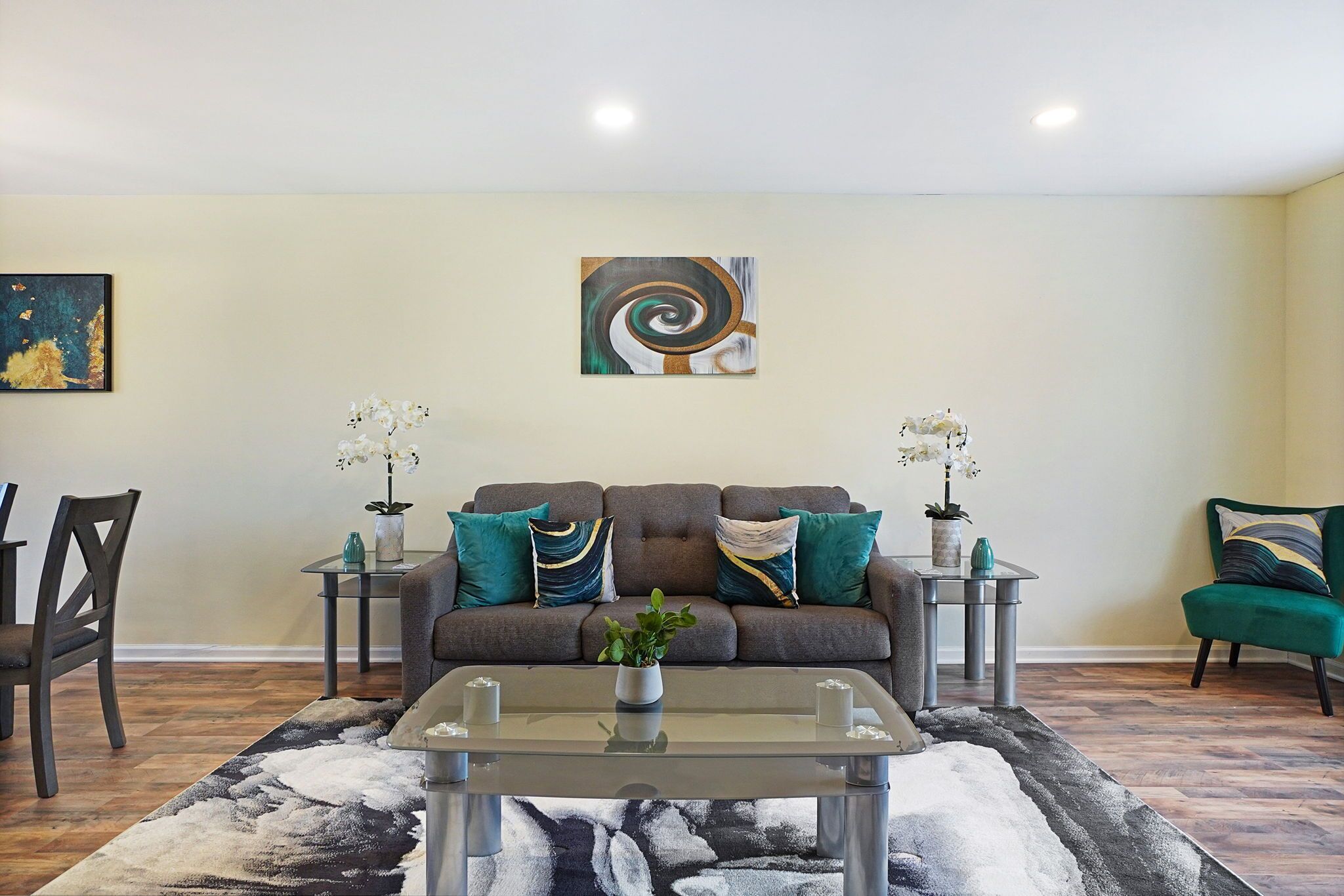 Naperville -Woodview Ct