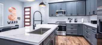 Home in the Heart of Houston - Arcade and Hot Tub!