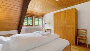 4 habitaciones, wifi gratis y ropa de cama