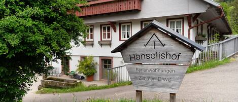 DĂ©tail de lâextĂ©rieur