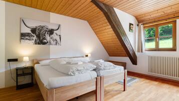 3 habitaciones, tabla de planchar con plancha y wifi gratis