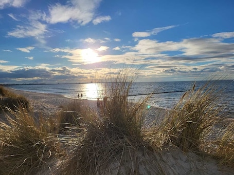 Beach. Holiday Home "Nahe Ostsee" with Private Terrace & Wi-Fi