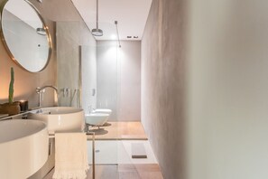House | 2 bedrooms - Design Loft With Private Parking (Como)