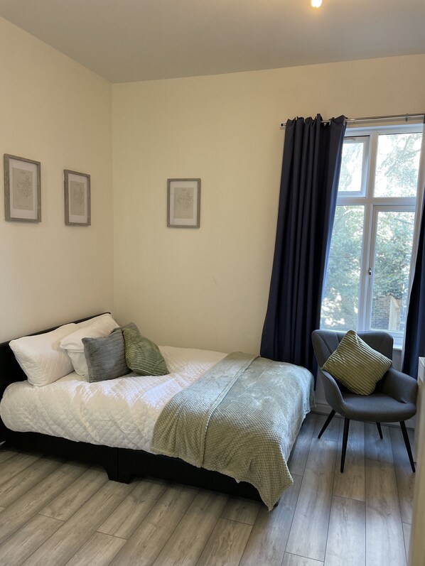 1 soverom, wi-fi og sengetøy