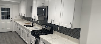 3-bedroom farm stay just 13 minutes from Santa Anita Park