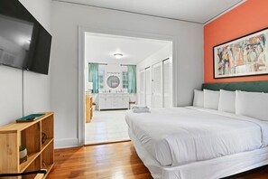 4 habitaciones, escritorio, tabla de planchar con plancha y wifi 