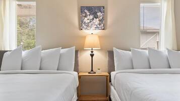 4 chambres, bureau, fer et planche Ă repasser, Wi-Fi