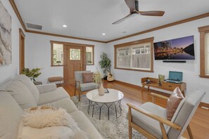 Smart TV, music library, stereo