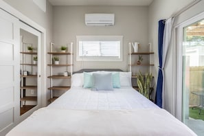 2 bedrooms, desk, iron/ironing board, travel cot