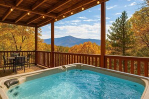 Outdoor dining - Private Mtn Views~ Movie Theater~HotTub~Pool Table (Sevierville)