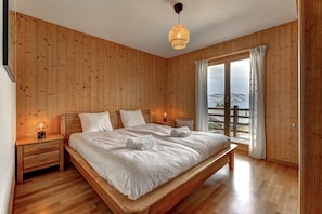 4 quartos, Wi-Fi, roupa de cama