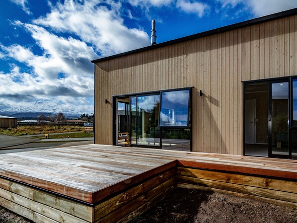 Terrace/patio - Viewtopia - Ohakune Holiday Home (Ohakune)