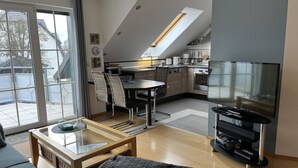 TV, DVD player - Müller (App. 11 ) by Interhome (Zinnowitz)