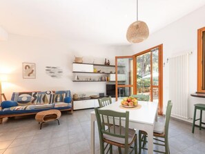 TV - Il Giglio by Interhome (Scarlino)