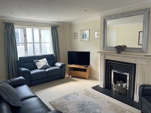 Living area - 3 Strawberry Close (Haverfordwest)
