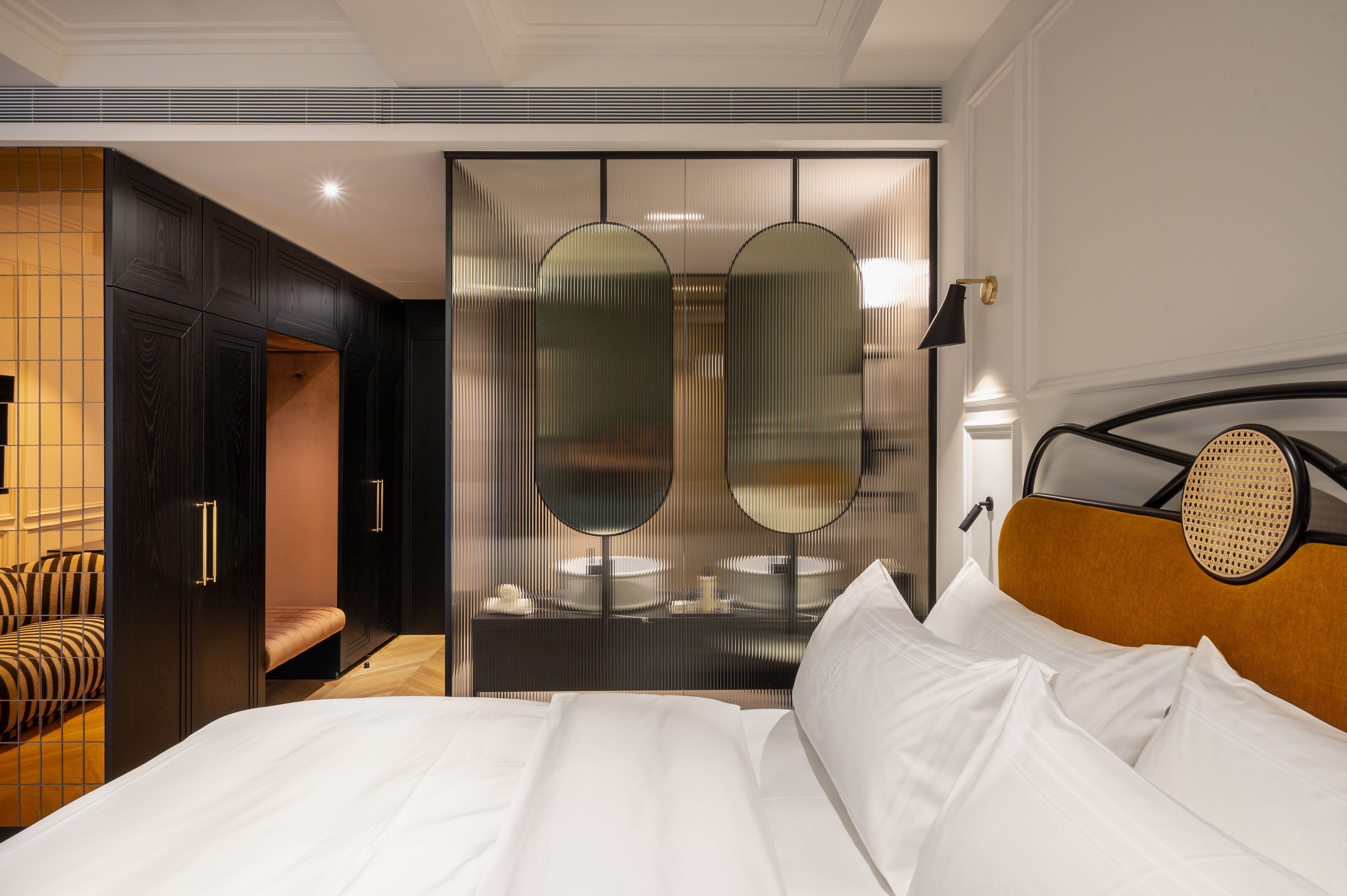 Habitación Deluxe doble, vistas al patio | Sábanas italianas Frette y ropa de cama de alta calidad