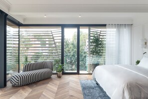 Junior Studio Suite | Frette Italian sheets, premium bedding, down duvets, memory-foam beds - AS Boutique hotel (Ljubljana)