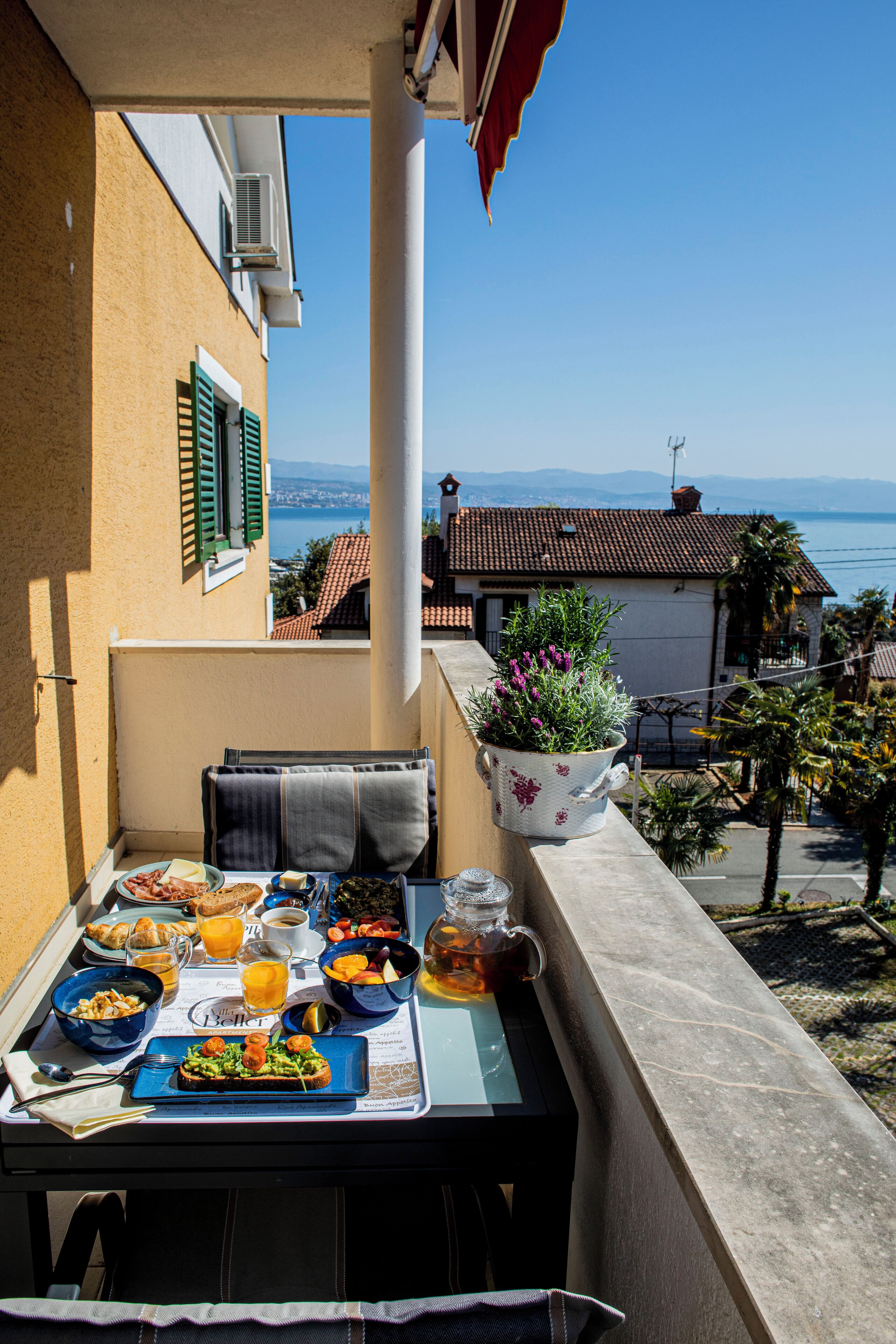 Superior Apartment | In-room dining