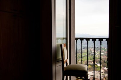 Apartamento vacacional "Casa Vela" con vistas a la montaña, terraza privada y Wi-Fi