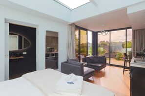 1 bedroom, bed sheets - Apartment 'Ecolodge À 300m De La Plage' with Private Garden and Balcony (Pléneuf-Val-André)