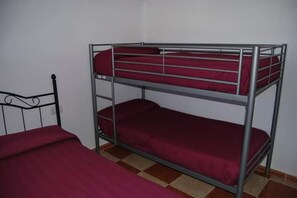 3 Schlafzimmer, Bügeleisen/Bügelbrett, kostenloses WLAN