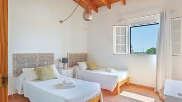 4 chambres, fer et planche Ă repasser, Wi-Fi gratuit, draps fournis