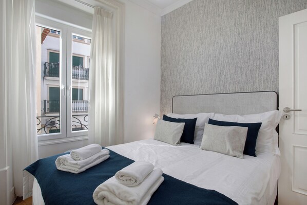 3 quartos, ferros/tábuas de passar roupa, Wi-Fi de cortesia