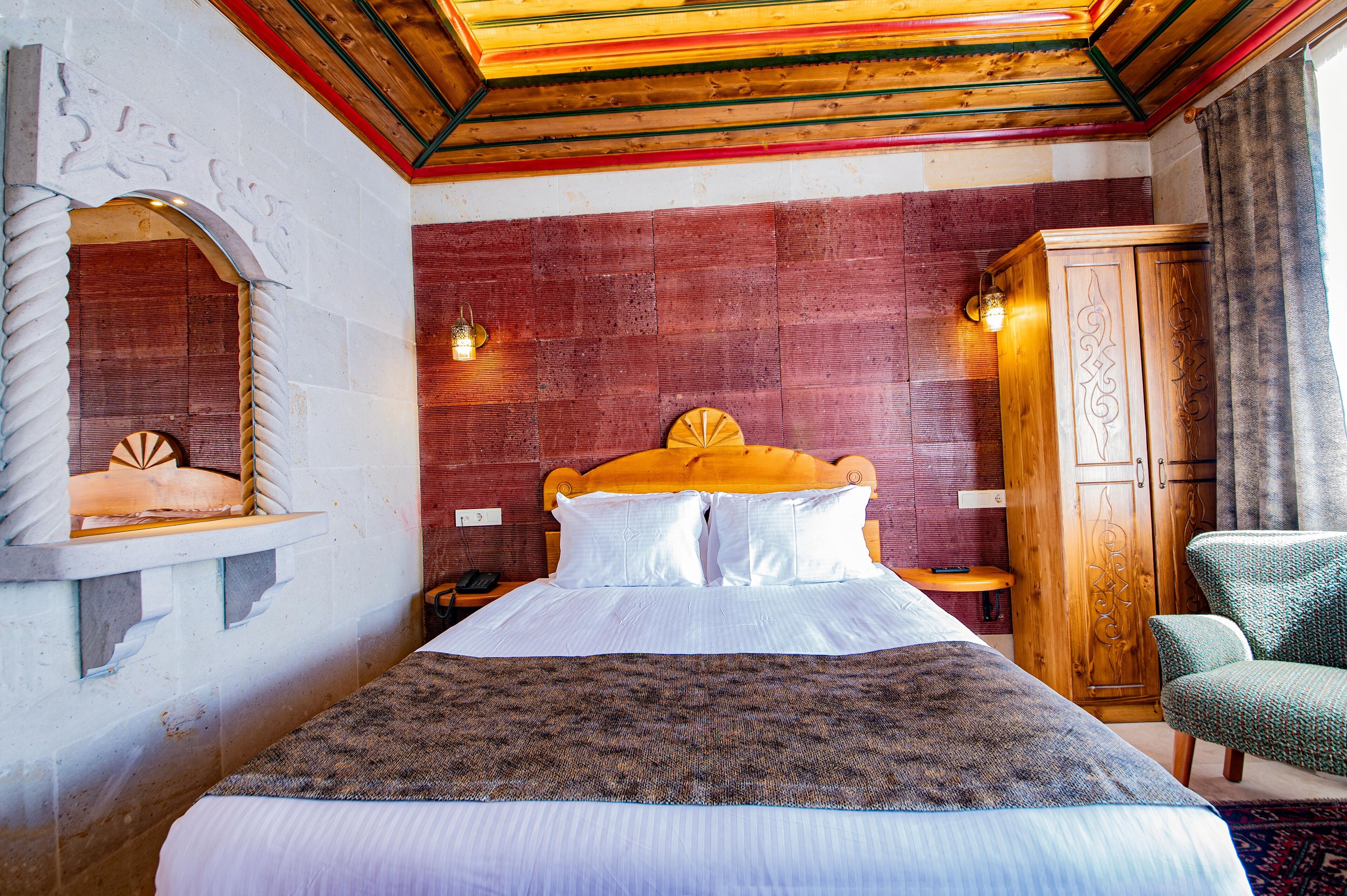 Phòng Deluxe, 1 phòng ngủ | Minibar, phòng cách âm, truy cập Internet không dây miễn phí 