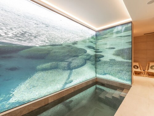 Luxueux chalet avec spa et sauna au cœur de Courchevel