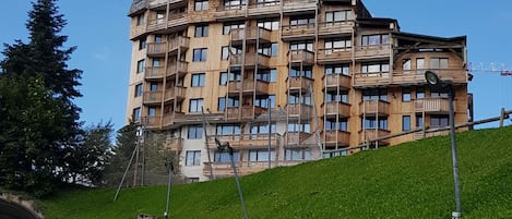 Esterni