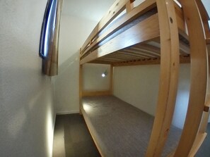 Interior - Studio for 4 with balcony and view of Aquariaz, central Avoriaz (Avoriaz)