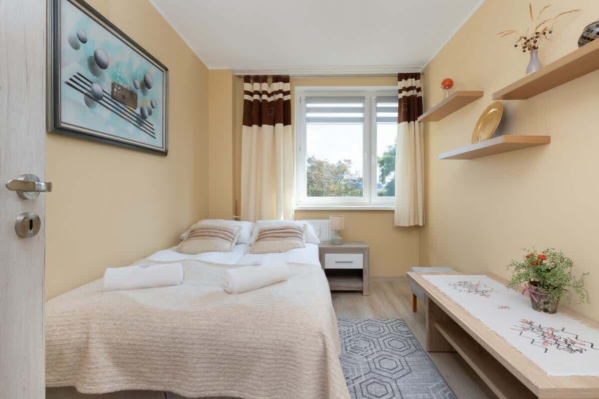 2 sovrum, strykjärn/strykbräda, wi-fi och sängkläder