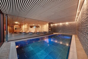 Piscine couverte