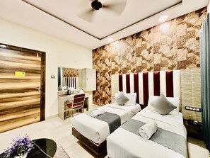 Egyptian cotton sheets, premium bedding, pillowtop beds, minibar - Hotel Sky International Hyderabad (Hyderabad)
