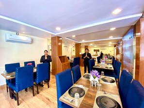 Restaurant - Hotel Sky International Hyderabad  (Hyderabad)