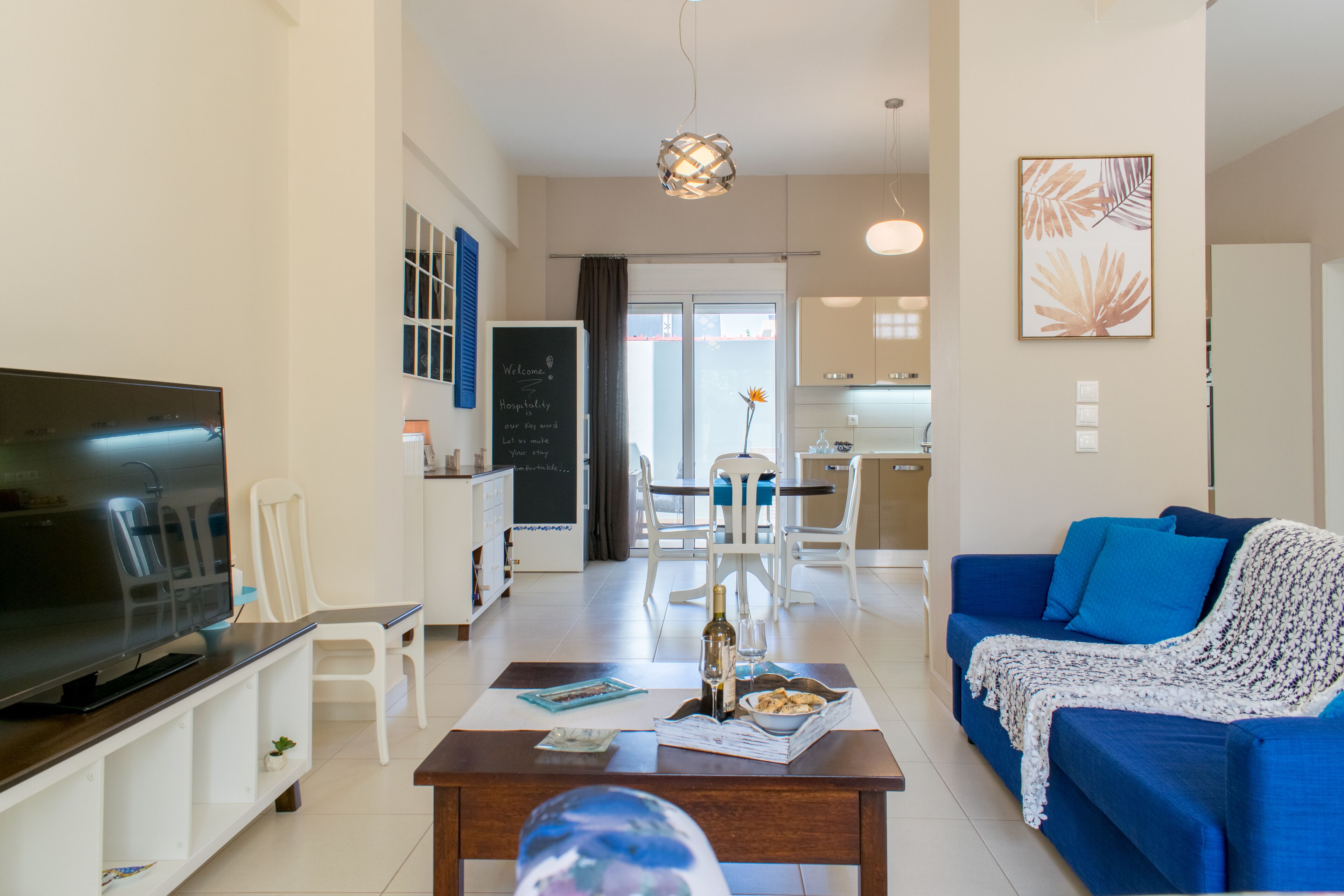 智能電視、書籍