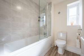 Hair dryer - Summer Close by Tŷ SA (Bristol)